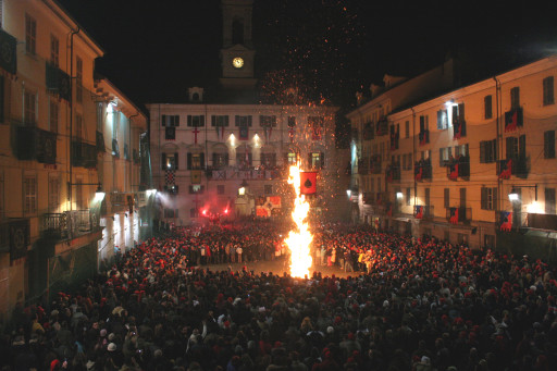 Lo scarlo in Piazza della Città - C F. Lavarino