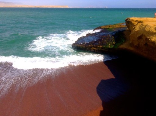 Playa Roja Paracas