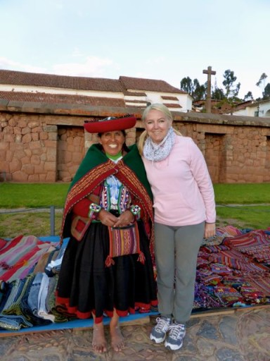 chinchero, valle sacra cusco, abiti tradizionali perù, valle sagrado, rovine perù