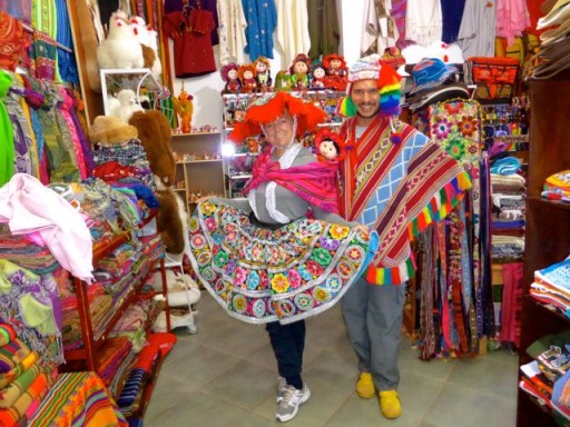 abiti tradizionali peru, abiti peruviani, folklore peruviano
