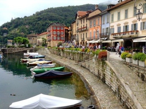 Lungolago di Cannobio, cannobio, lago maggiore