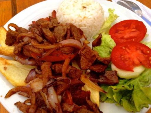 lomo saltado, cucina peruviana