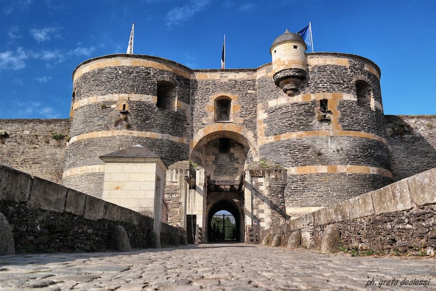 L'ingresso al castello